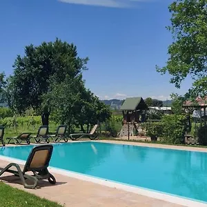 L'albara - Wines, Pool & Villaganzerla